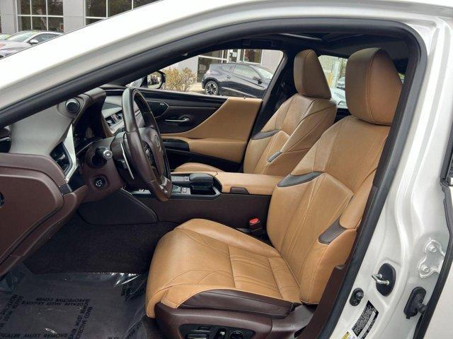 used 2021 Lexus ES 300h car, priced at $38,200