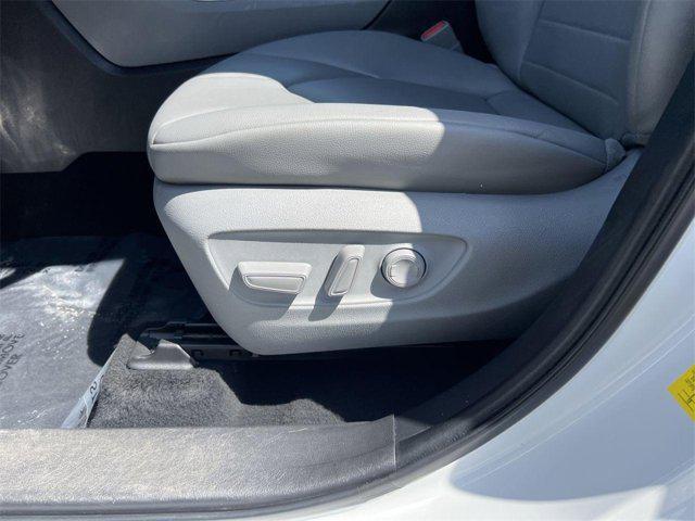 used 2022 Toyota Highlander car, priced at $37,400