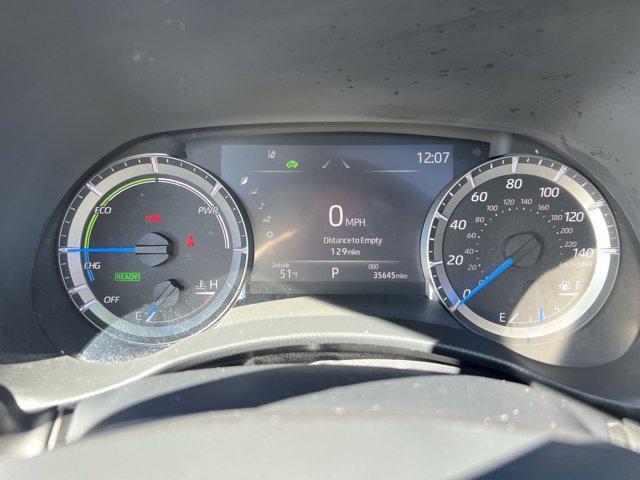 used 2023 Toyota Highlander Hybrid car, priced at $40,000
