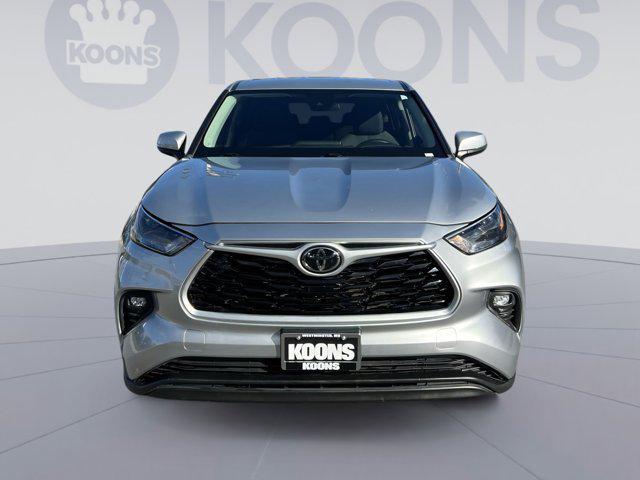 used 2024 Toyota Highlander car, priced at $30,285