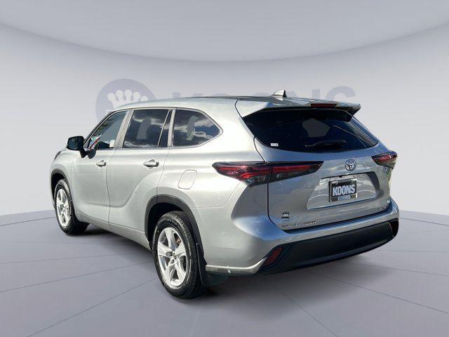 used 2024 Toyota Highlander car, priced at $30,285