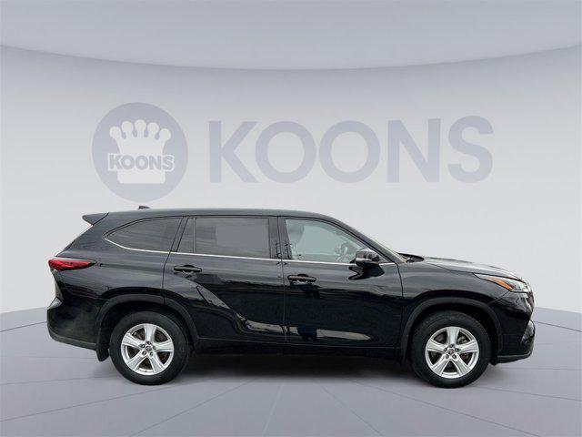 used 2021 Toyota Highlander car, priced at $30,200