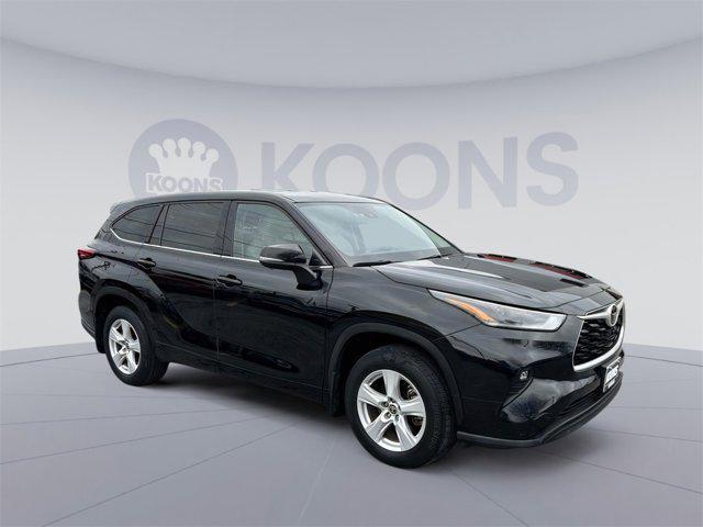 used 2021 Toyota Highlander car, priced at $30,200