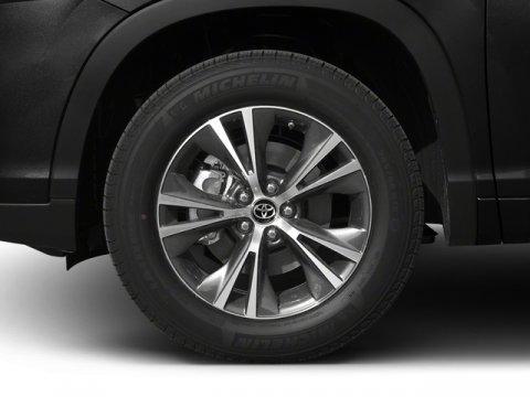 used 2018 Toyota Highlander car, priced at $21,200
