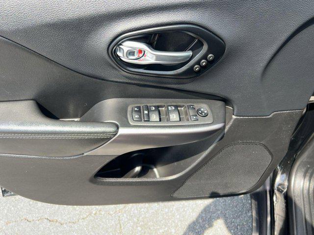 used 2022 Jeep Cherokee car, priced at $27,300