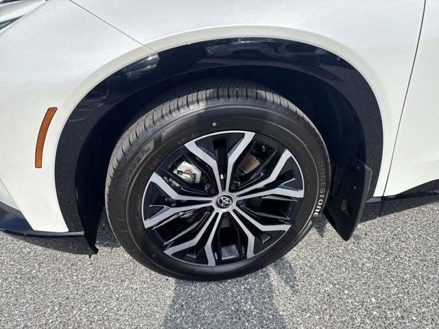 new 2025 Toyota Crown Signia car, priced at $45,101