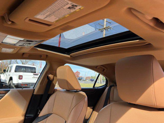 used 2022 Lexus ES 350 car, priced at $35,500