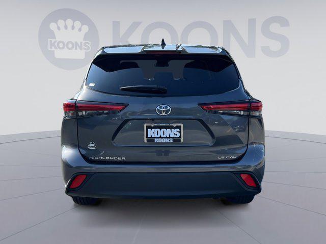 used 2023 Toyota Highlander car, priced at $31,985