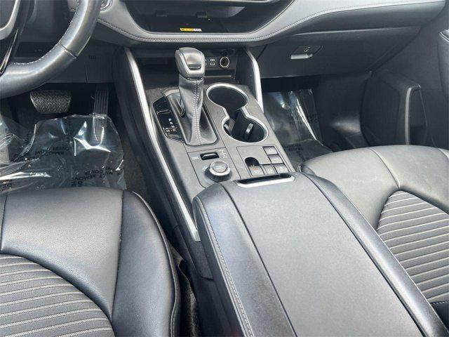 used 2023 Toyota Highlander car, priced at $43,100