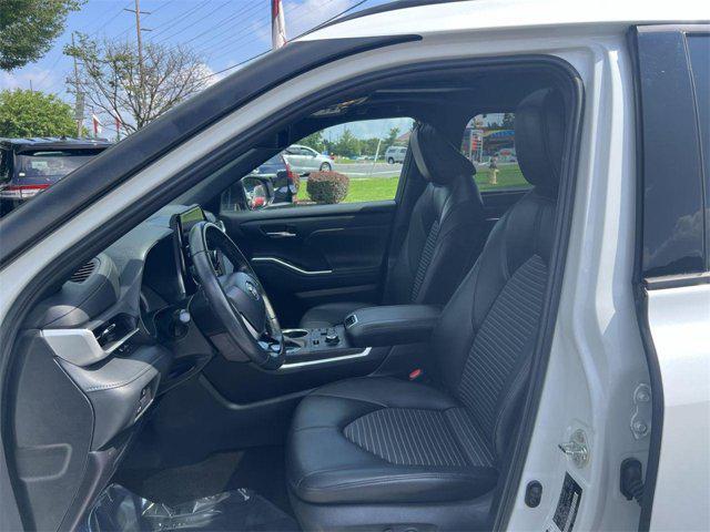used 2023 Toyota Highlander car, priced at $43,100