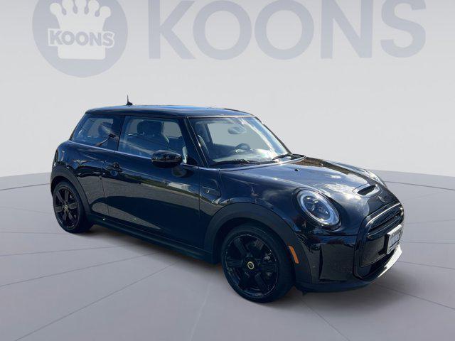 used 2024 MINI Hardtop car, priced at $22,300