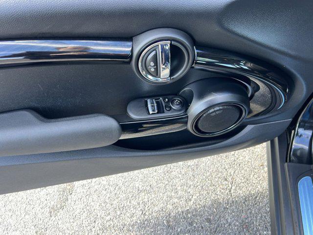 used 2024 MINI Hardtop car, priced at $22,300