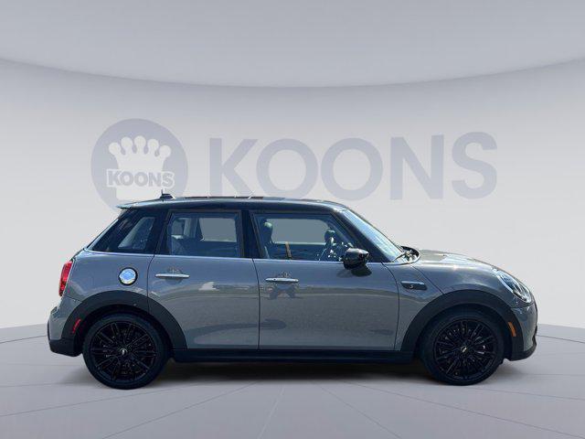 used 2022 MINI Hardtop car, priced at $26,500