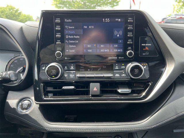 used 2022 Toyota Highlander car, priced at $37,000