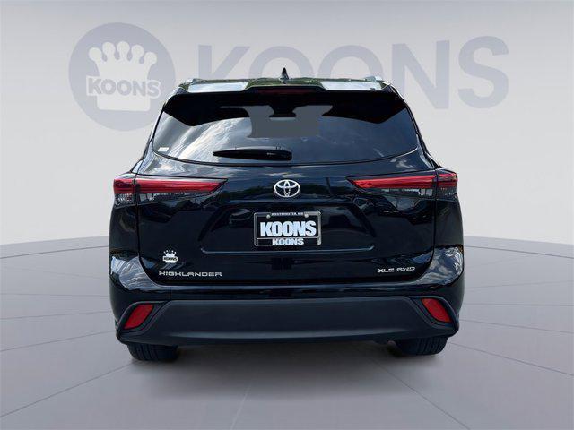 used 2022 Toyota Highlander car, priced at $37,000