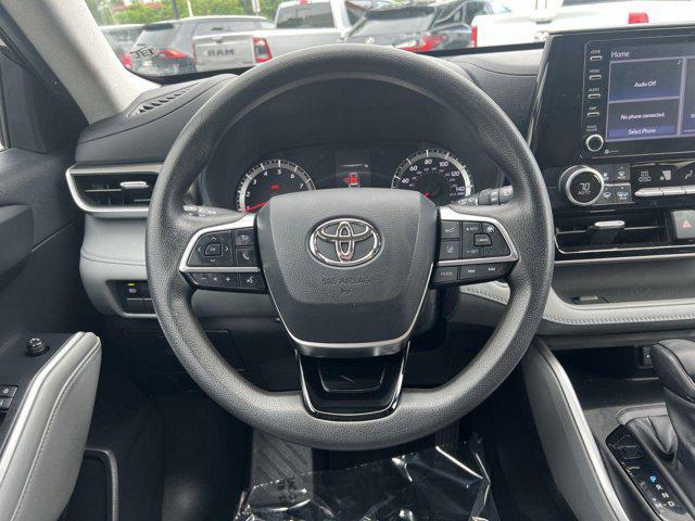 used 2021 Toyota Highlander car, priced at $29,600