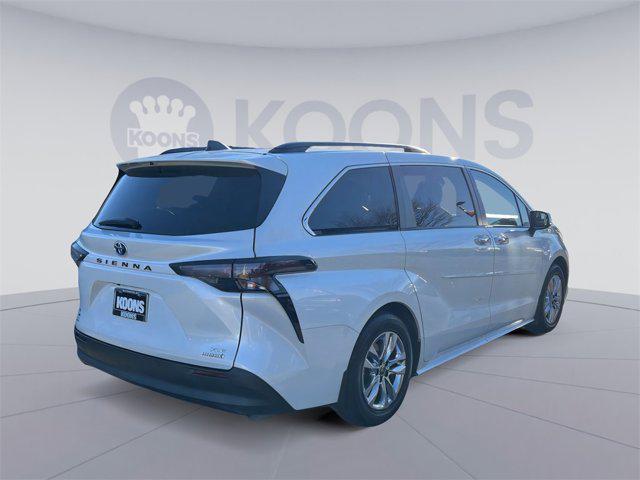 used 2023 Toyota Sienna car, priced at $39,000