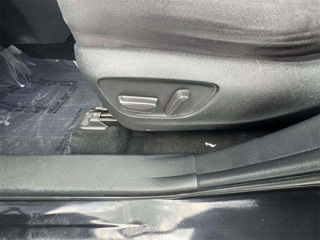 used 2022 Toyota Highlander car, priced at $32,200