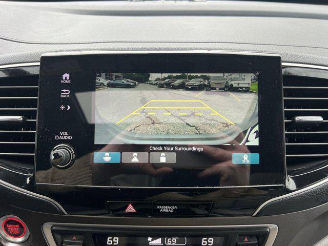 used 2022 Honda Pilot car, priced at $31,000