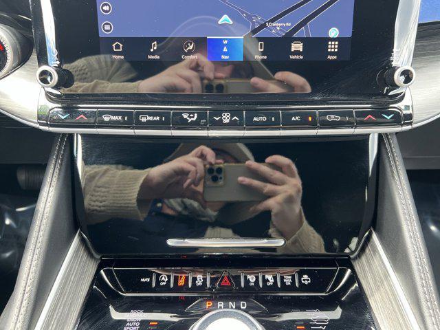 used 2023 Jeep Wagoneer car, priced at $46,300