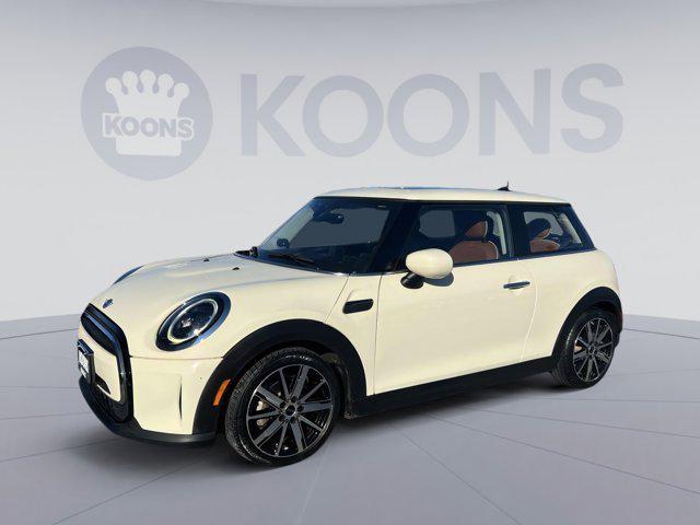 used 2022 MINI Hardtop car, priced at $22,700