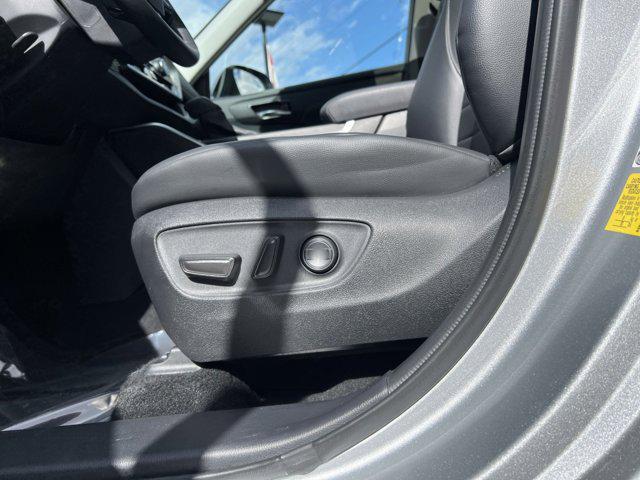 used 2021 Toyota Highlander Hybrid car, priced at $36,100