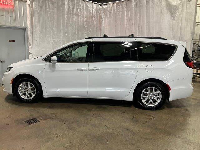 used 2022 Chrysler Pacifica car, priced at $21,990