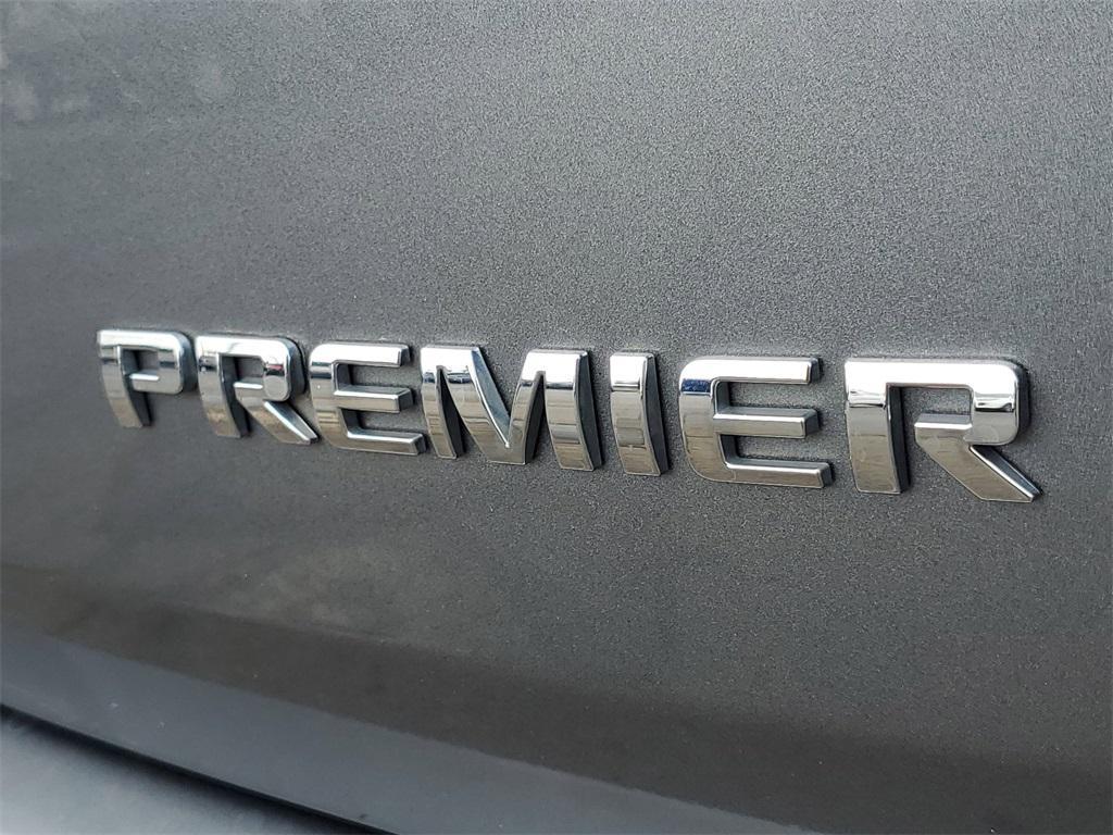 used 2020 Chevrolet Traverse car, priced at $23,969