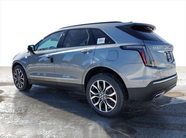 new 2025 Cadillac XT5 car, priced at $52,711