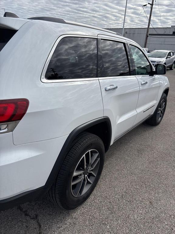 used 2022 Jeep Grand Cherokee car, priced at $30,999