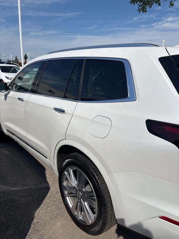 used 2024 Cadillac XT6 car, priced at $48,499