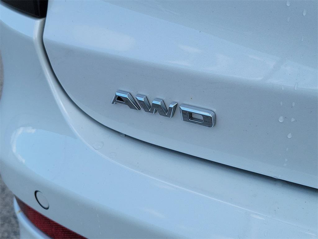 used 2024 Cadillac XT6 car, priced at $48,399