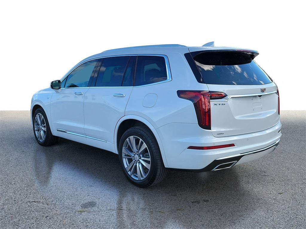 used 2024 Cadillac XT6 car, priced at $48,399