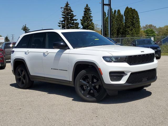 used 2023 Jeep Grand Cherokee car, priced at $34,998