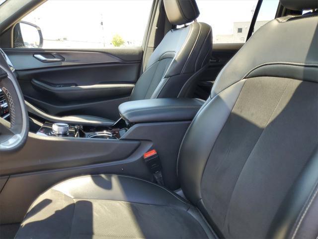 used 2023 Jeep Grand Cherokee car, priced at $34,998