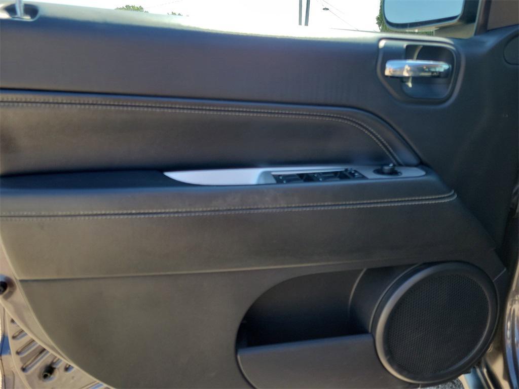 used 2017 Jeep Compass car, priced at $9,900