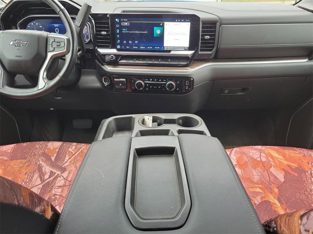 used 2022 Chevrolet Silverado 1500 car, priced at $42,999