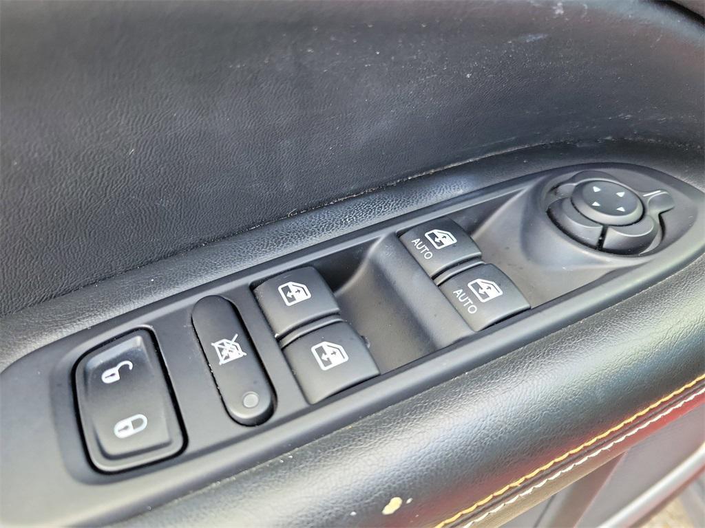 used 2018 Jeep Compass car, priced at $13,946