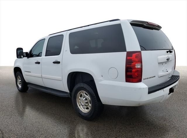 used 2007 Chevrolet Suburban car, priced at $6,999