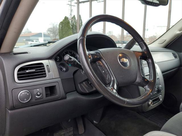 used 2007 Chevrolet Suburban car, priced at $6,999