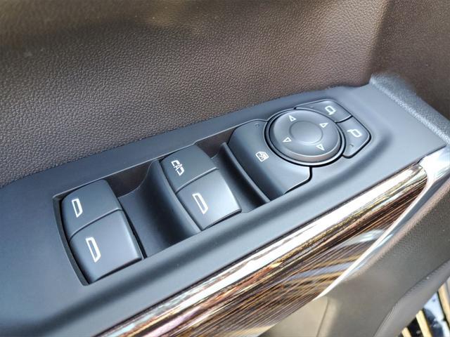 used 2022 GMC Sierra 1500 car, priced at $35,498