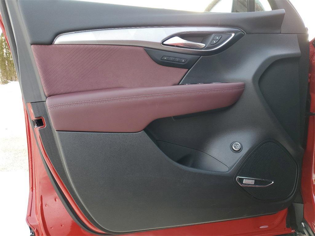 new 2025 Buick Envision car, priced at $37,544