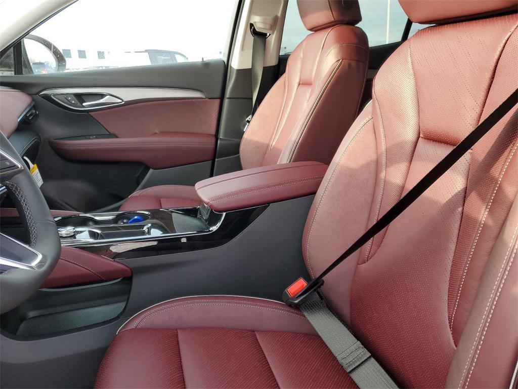 new 2025 Buick Envision car, priced at $37,544