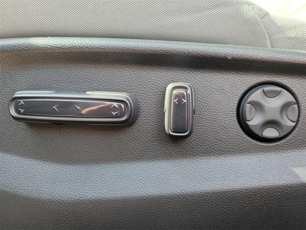 used 2022 Honda CR-V car, priced at $28,949