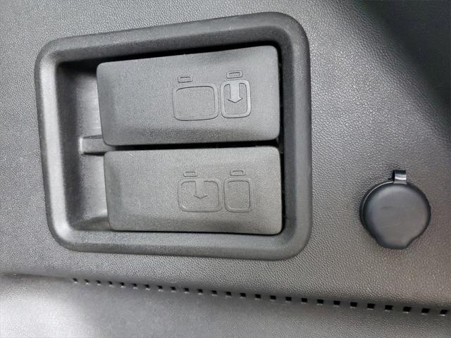 used 2022 Chevrolet Equinox car, priced at $17,498