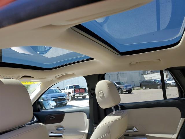 used 2022 Mercedes-Benz GLA 250 car, priced at $25,999