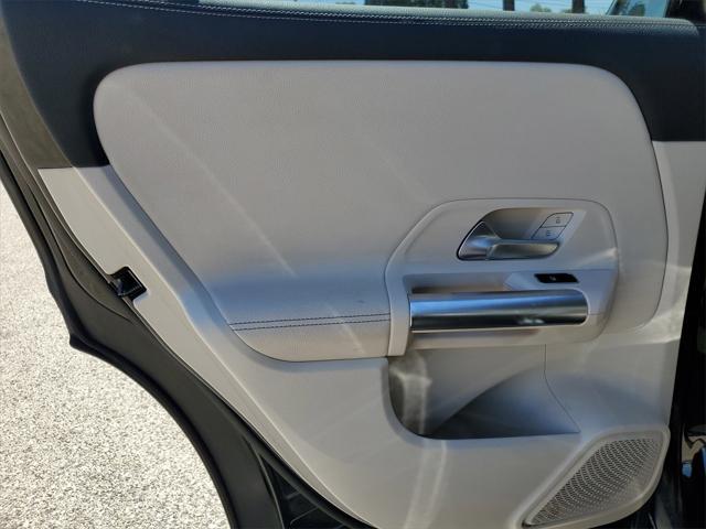 used 2022 Mercedes-Benz GLA 250 car, priced at $25,999