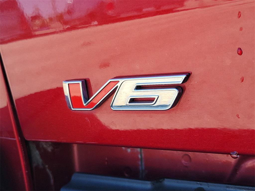 used 2022 GMC Canyon car, priced at $30,998