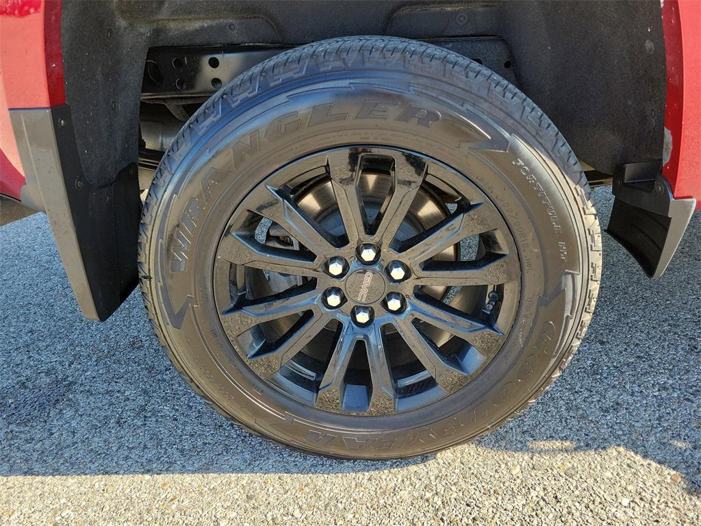 used 2022 GMC Canyon car, priced at $30,998