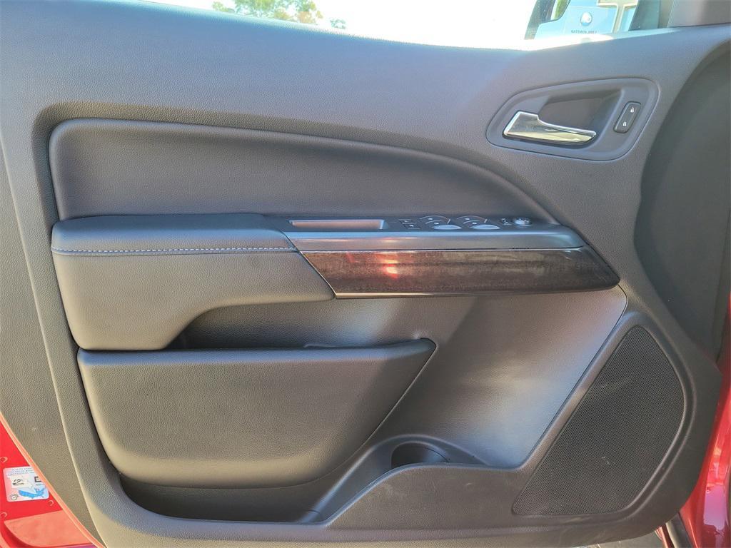 used 2022 GMC Canyon car, priced at $30,998